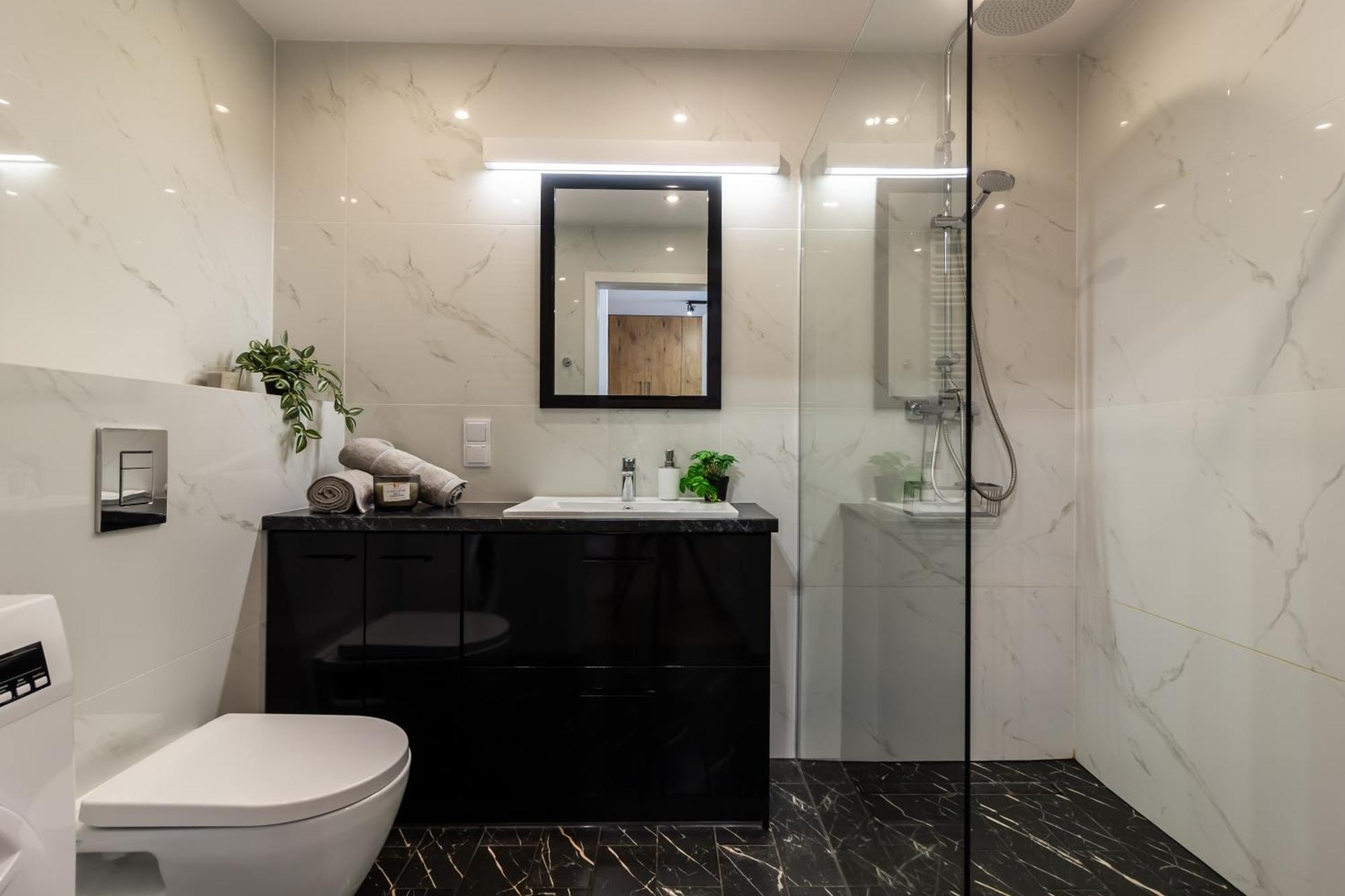 Apartament Near Sky Tower Free Parking For 2 Cars วรอตซวาฟ ภายนอก รูปภาพ