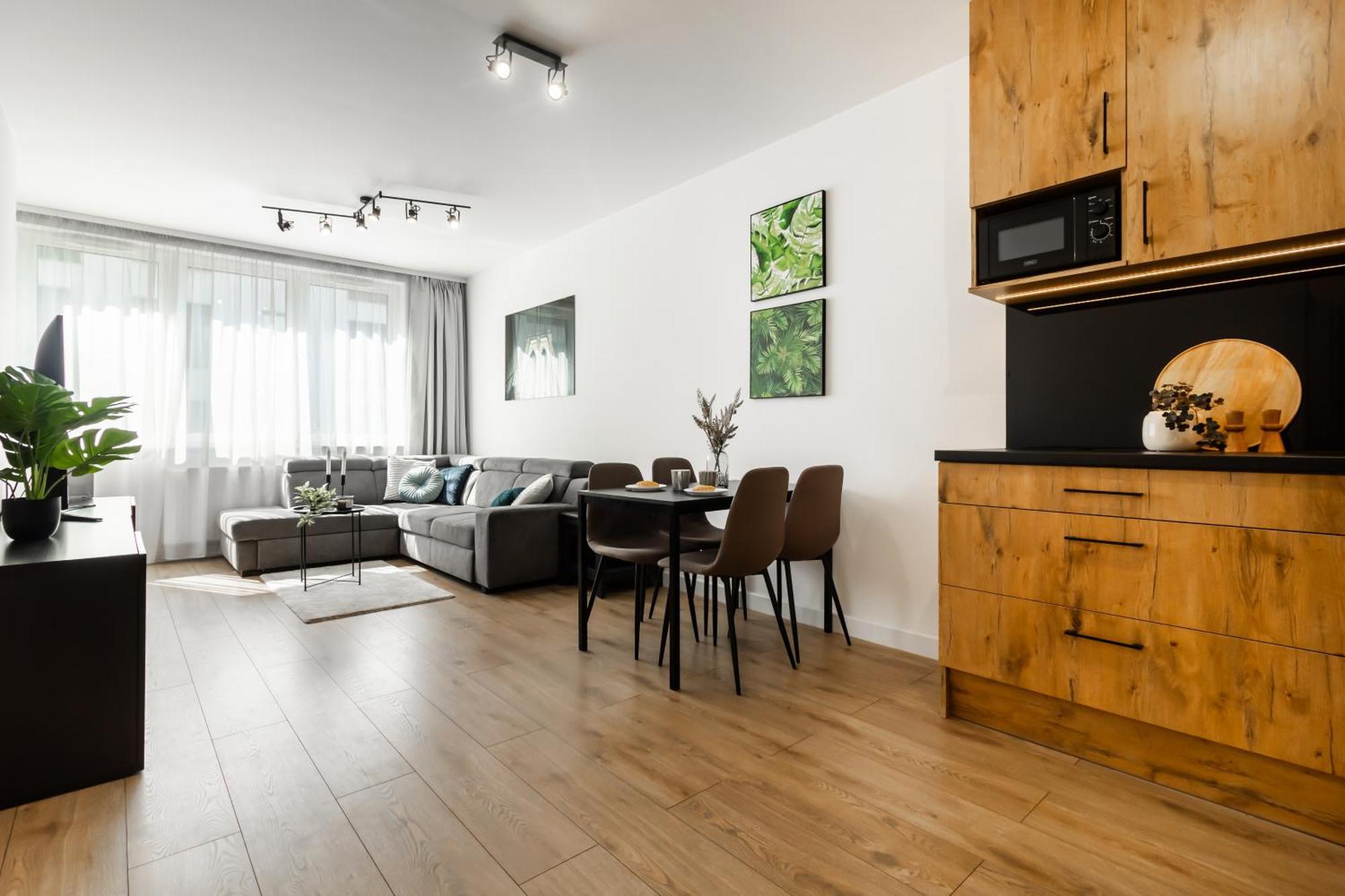Apartament Near Sky Tower Free Parking For 2 Cars วรอตซวาฟ ภายนอก รูปภาพ