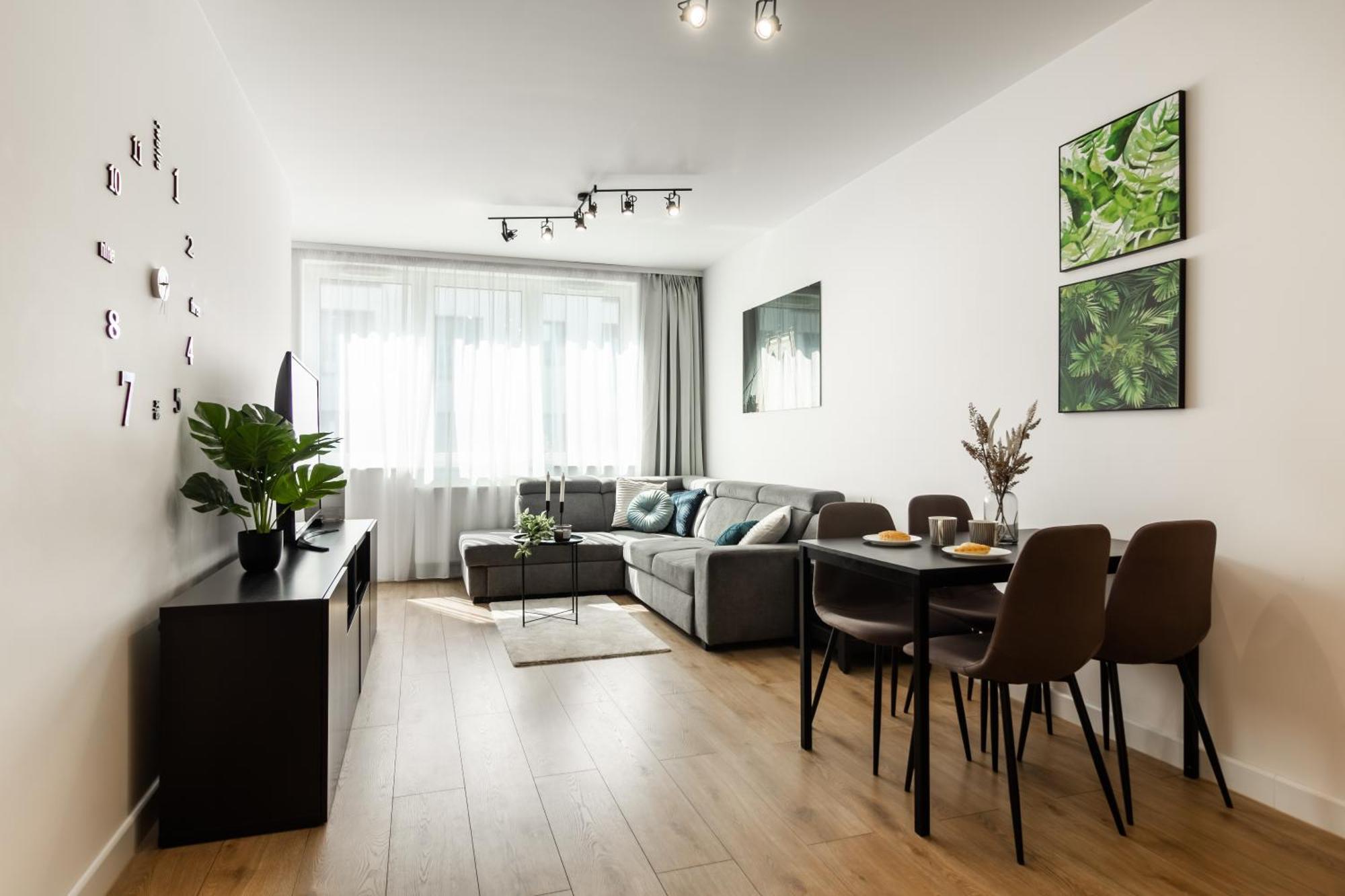 Apartament Near Sky Tower Free Parking For 2 Cars วรอตซวาฟ ภายนอก รูปภาพ